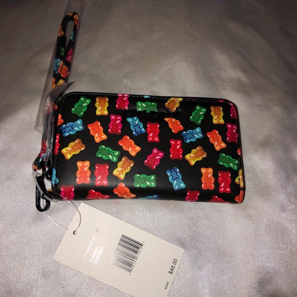 Betsey Johnson Black Multi Color Faux Leather ZA Wallet Gummy Bear Print NWT - Picture 1 of 16